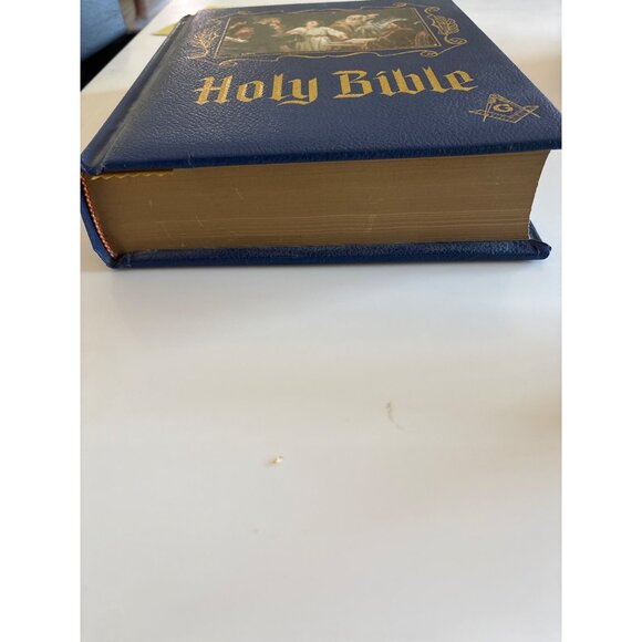 Masonic Bible King James Version Illustrations & Historical Masonic Features - Picture 14 of 16